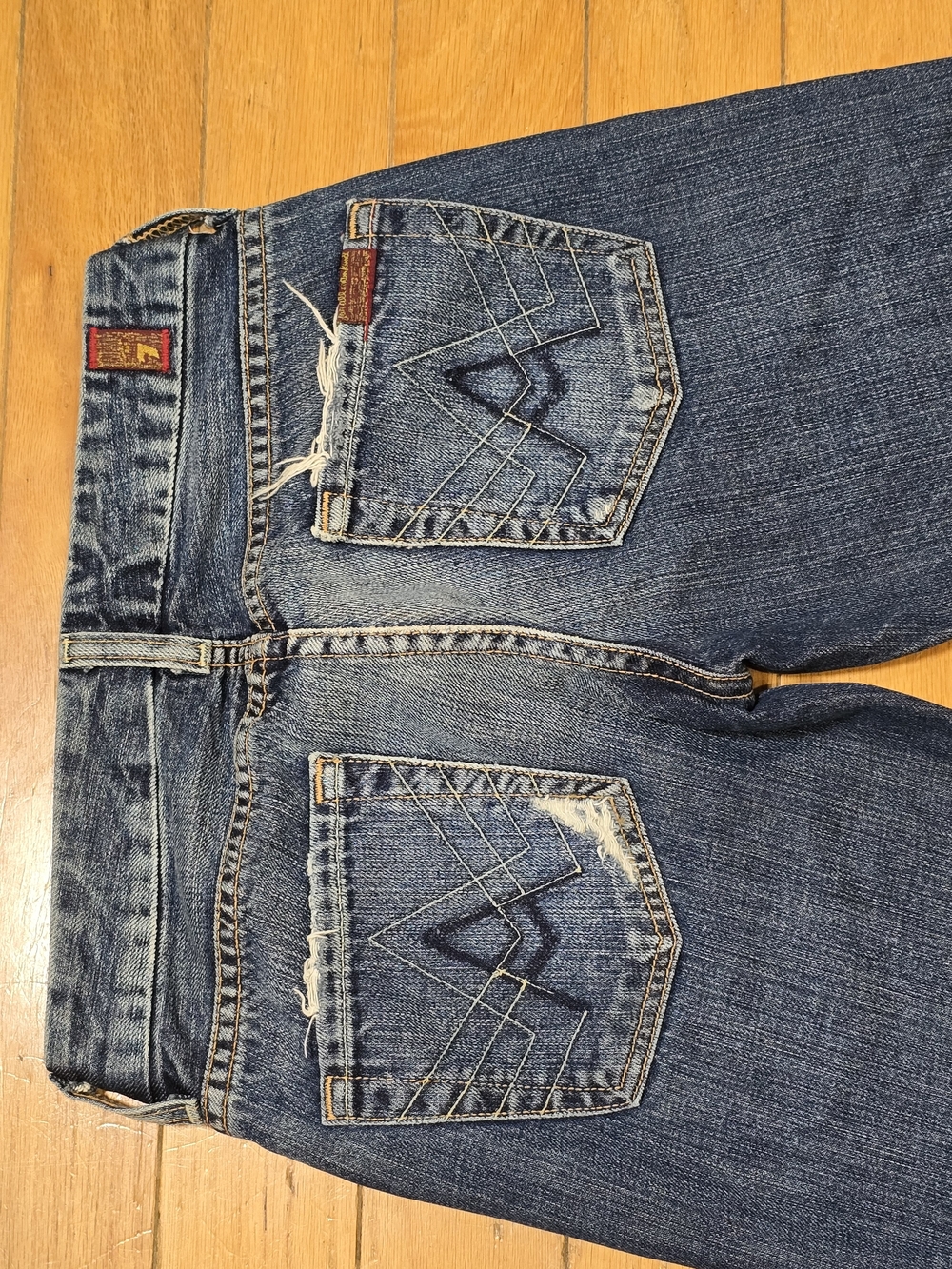 7 For All Mankind Women's Dark Blue Boot Cut Jeans - Picture 2 of 6